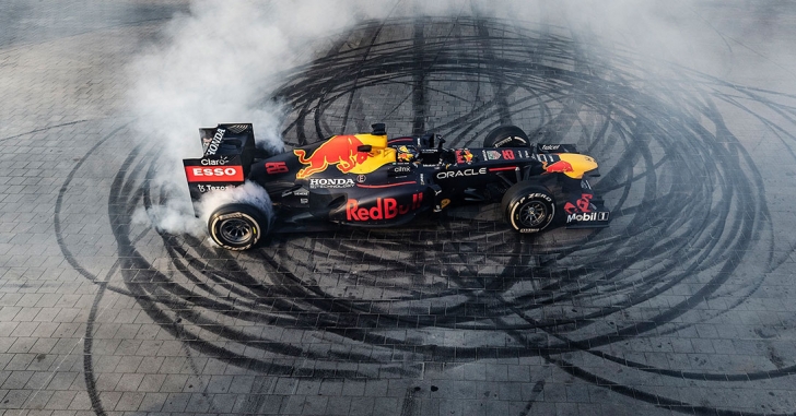 Oracle Red Bull Racing e pregătită pentru spectacol la București