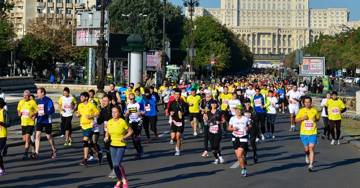 Peste 8.000 de participanţi la cea de-a şaptea ediţie a Maratonului Internaţional Bucureşti
